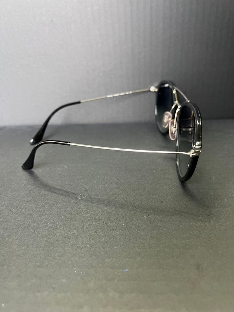 Ray-Ban　サングラス　HIGHSTREET　室