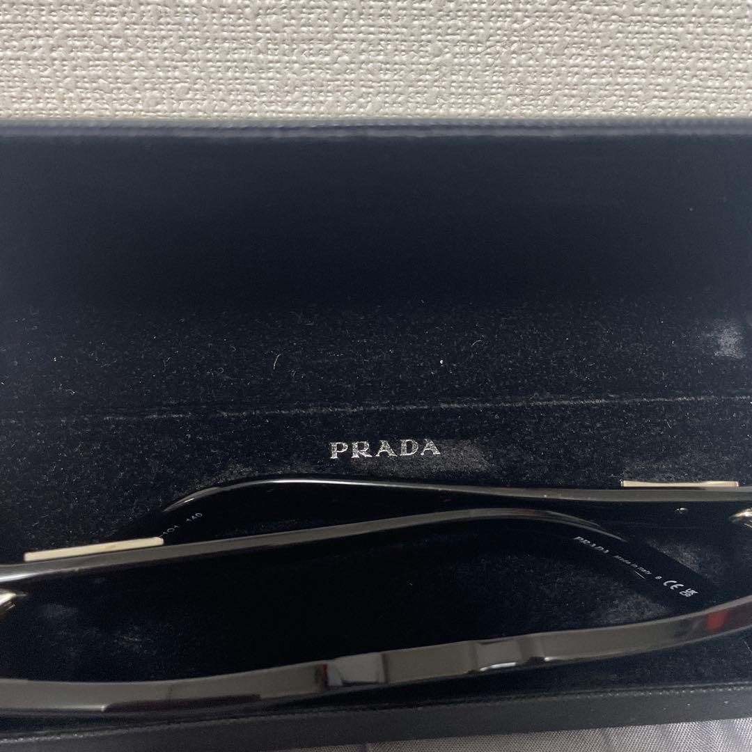 極美品プラダPRADA メガネ三角ロゴ　ケース付き　度なし