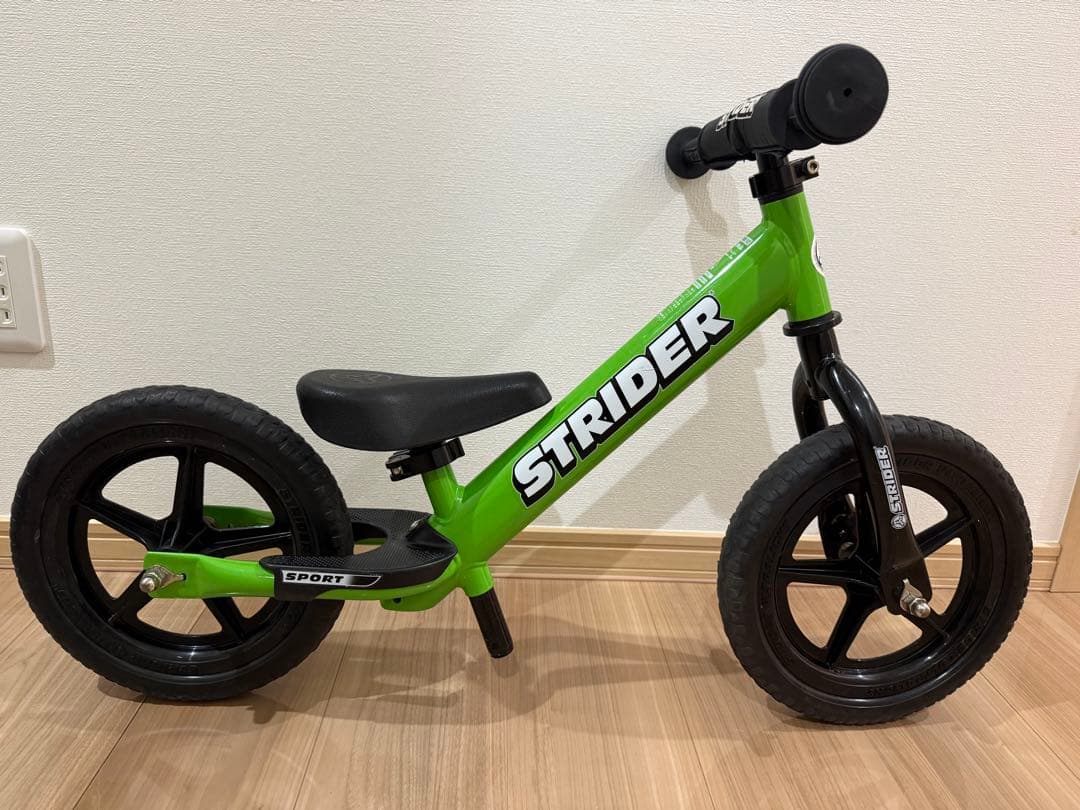 STRIDER スポーツモデル バランスバイク グリーン