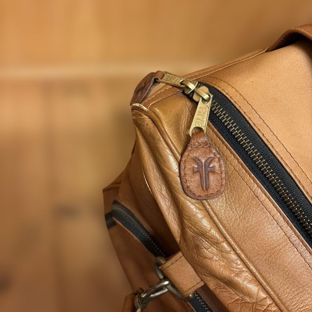 ブラウンレザー ダッフルバッグ　　フライ　FRYE 旅行　ボストンバック　牛革