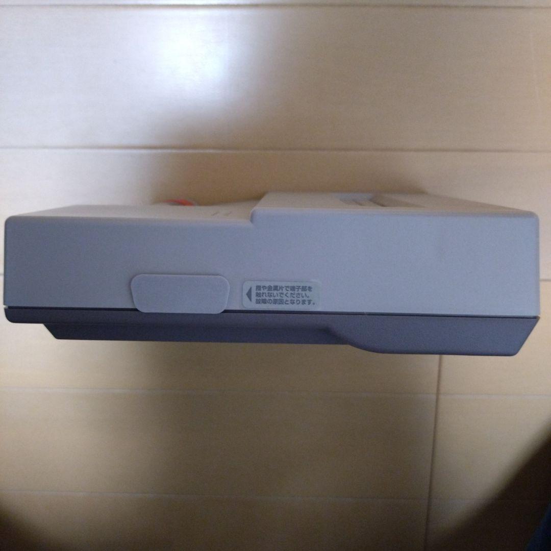 ニューファミコン　本体