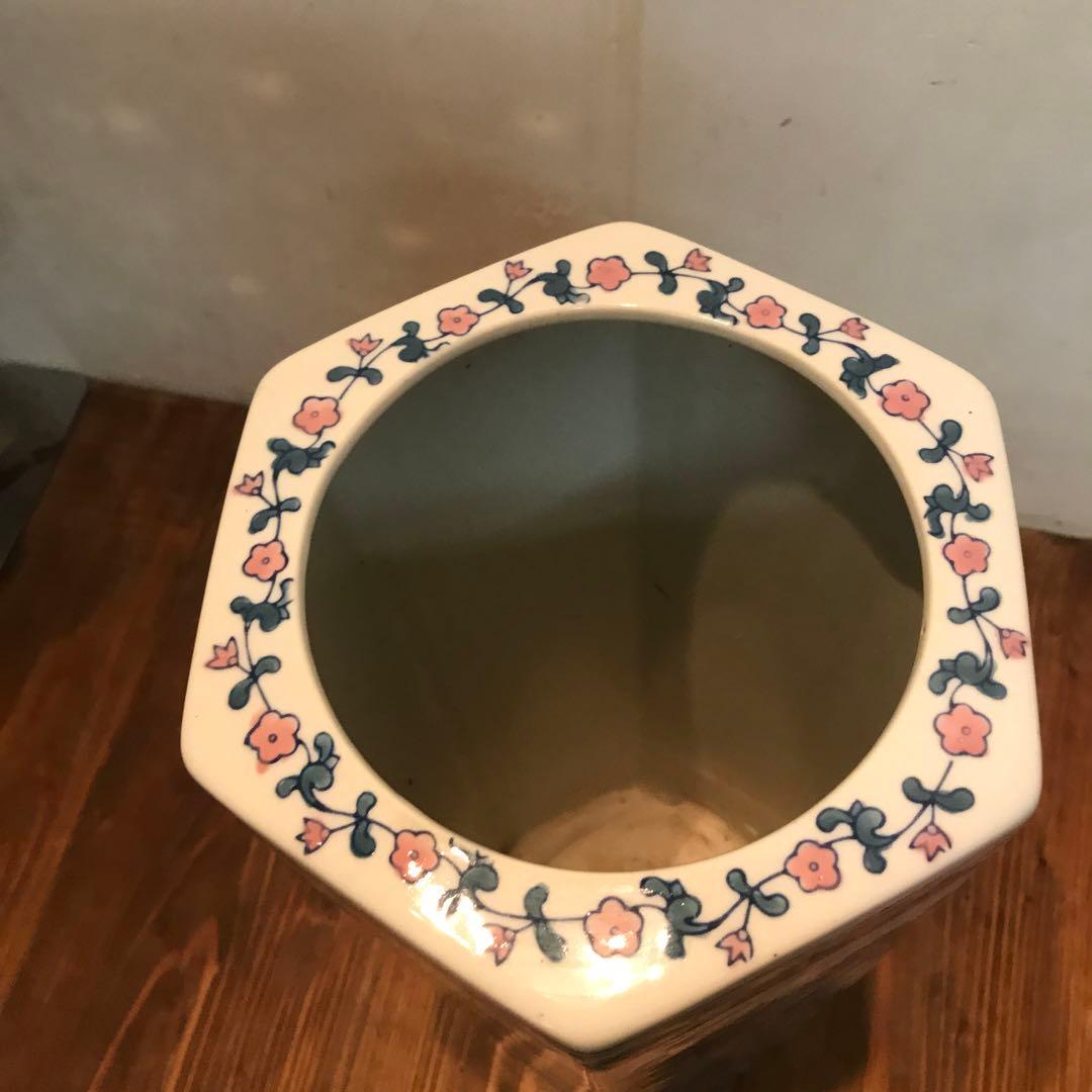 美品　陶器　傘立て　花柄　落ち着いた色合いと模様が素敵な　玄関先が華やかに