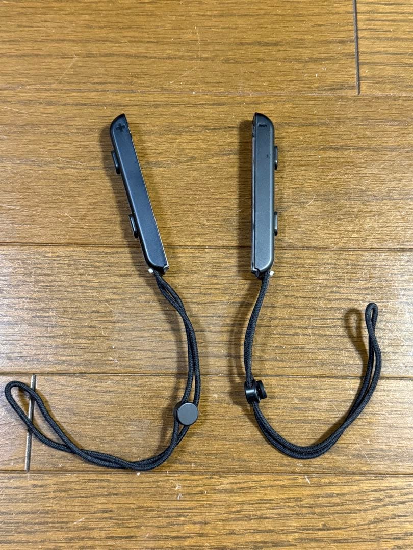 n*o様 Nintendo Switch 本体 赤/青 Joy-Con付き　スイ