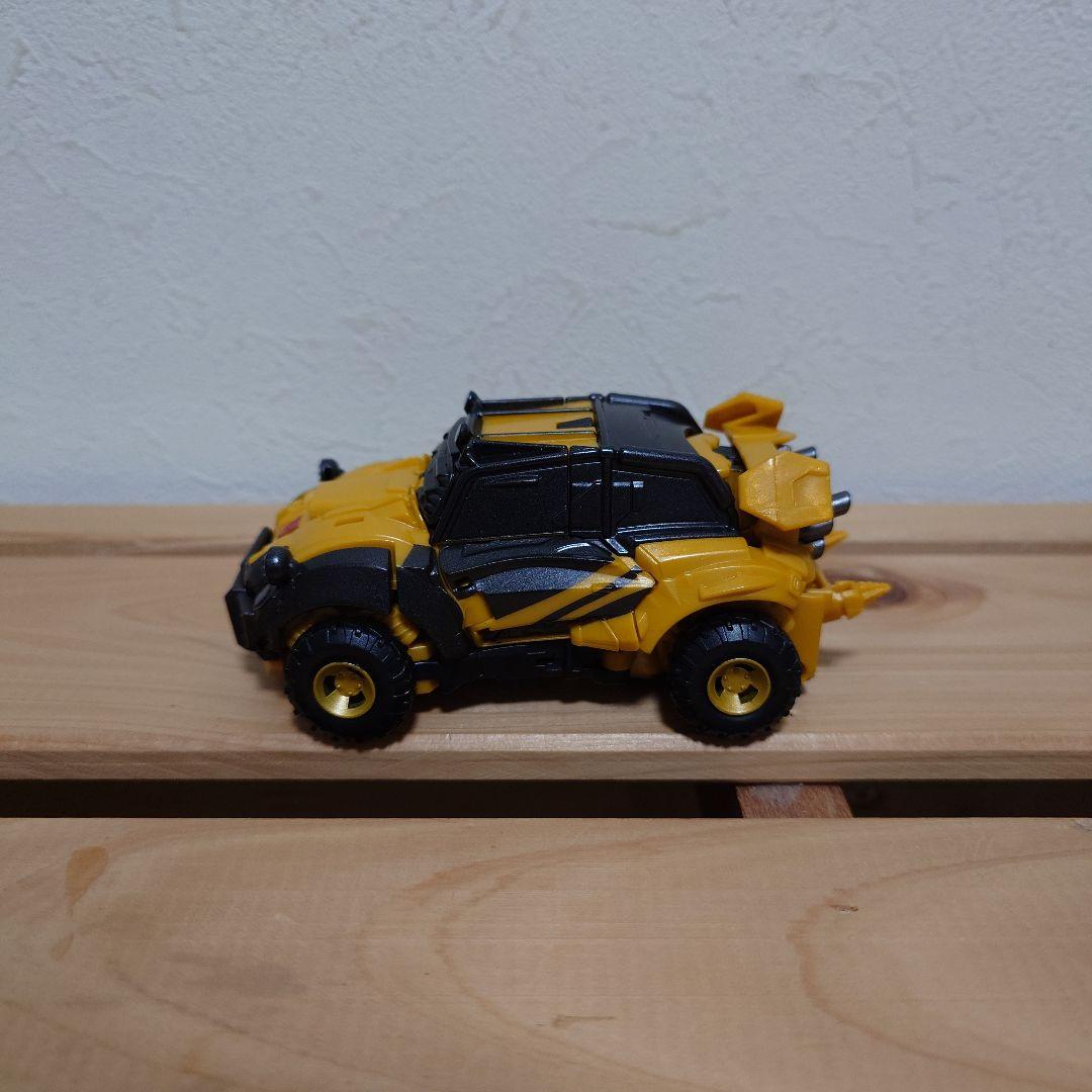 トランスフォーマーリアクティベート バンブルビー スタースクリーム