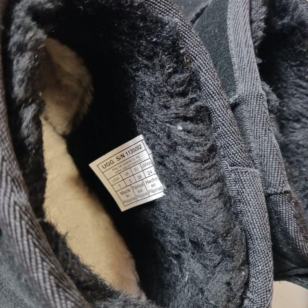 ★美品♪UGG・ショートブーツ・ムートンブーツ・黒・24㌢・箱付き★