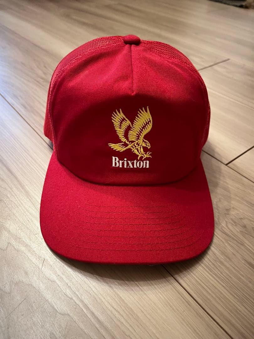 Brixton 赤 メッシュキャップ 鷲刺繍
