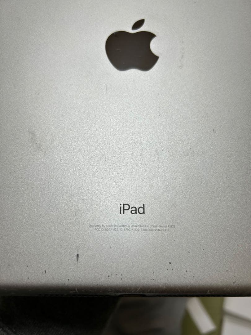 Apple iPad (第5世代) 128GB