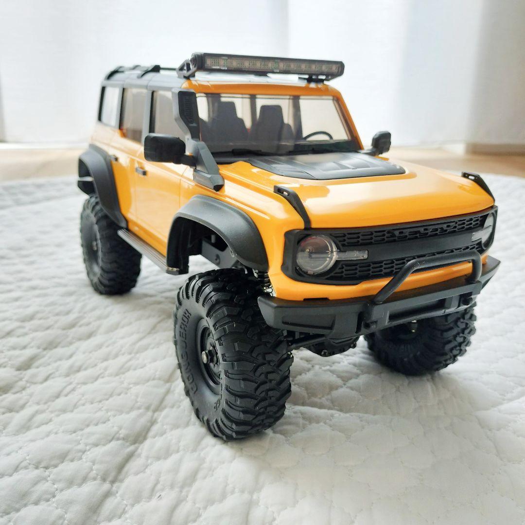 【新品】ラジコンカー オフロード 防水 4WD R1601