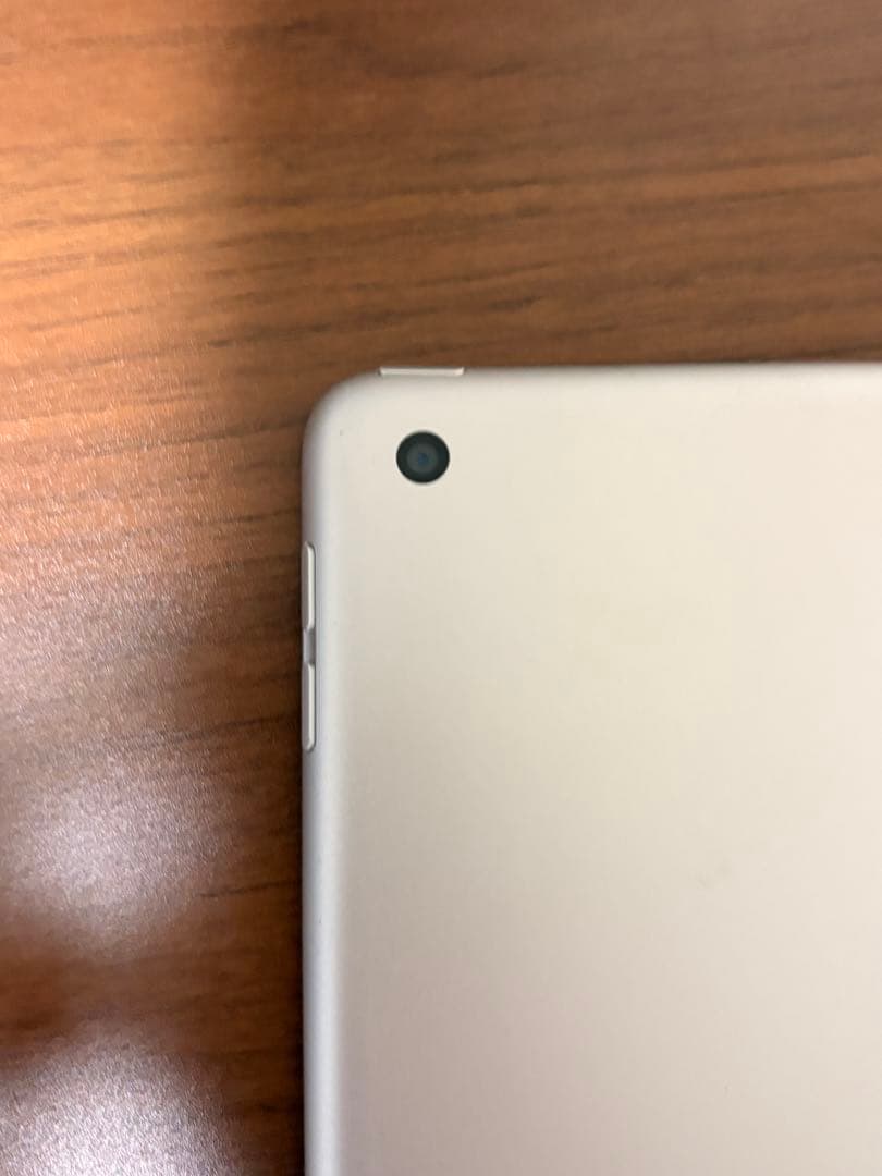Apple iPad 第9世代　シルバー　64GB