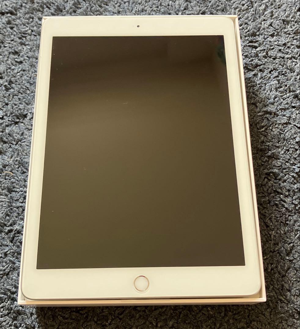 良品　iPad 6世代 128GB Wi-Fiモデル