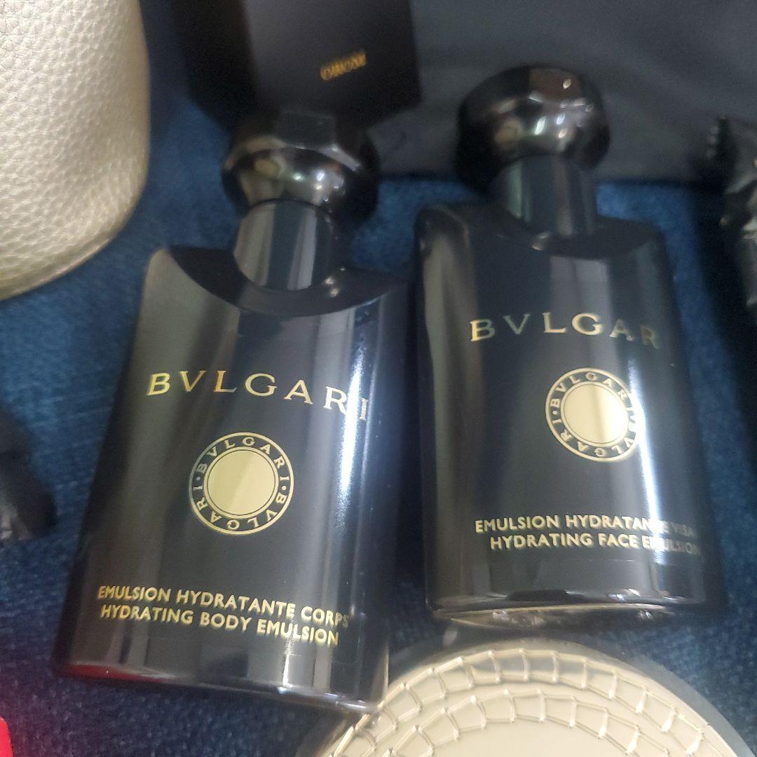 エミレーツ航空　ファーストクラス　BVLGARI アメニティセット