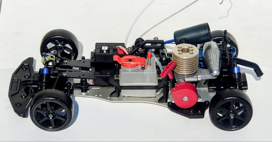 【動作確認済】美品！京商1/10GP ピュアテンスパイダー GP10 ボディ付