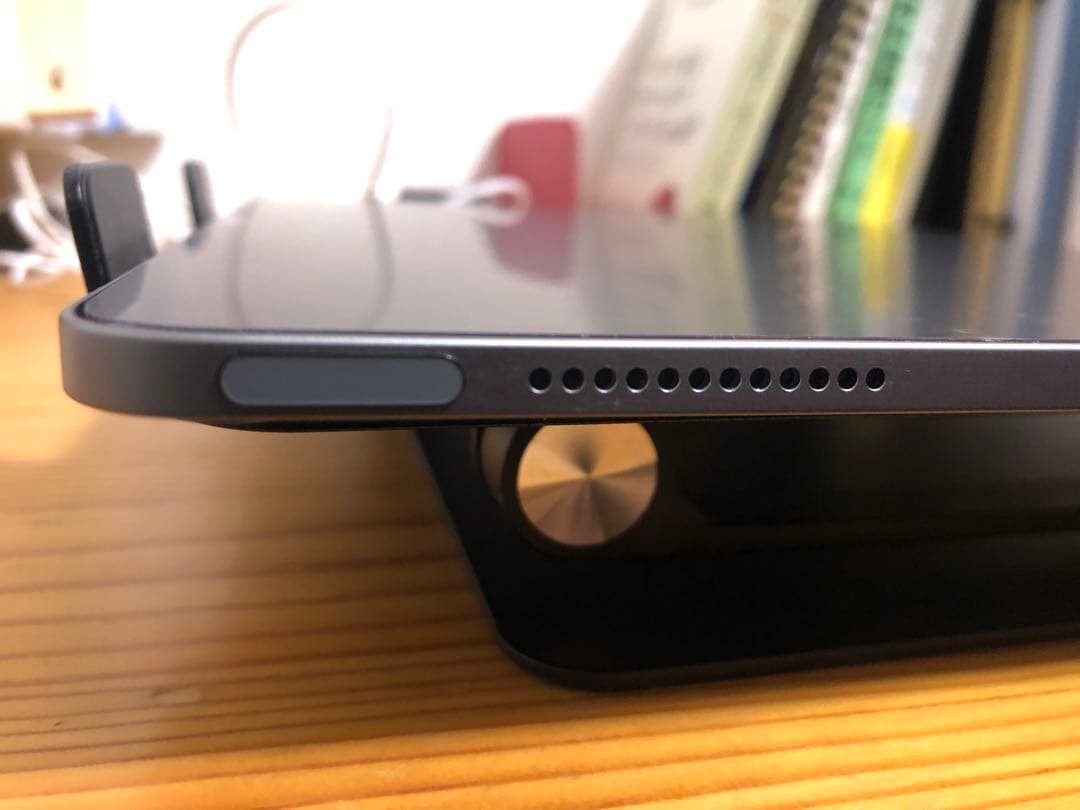 iPad Air M2 13インチ＋Logicool combo touch