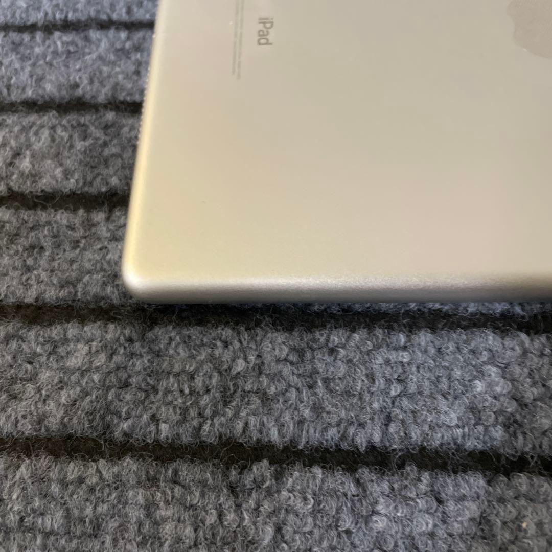 6 iPad 6世代 128GB Wi-Fi シルバー