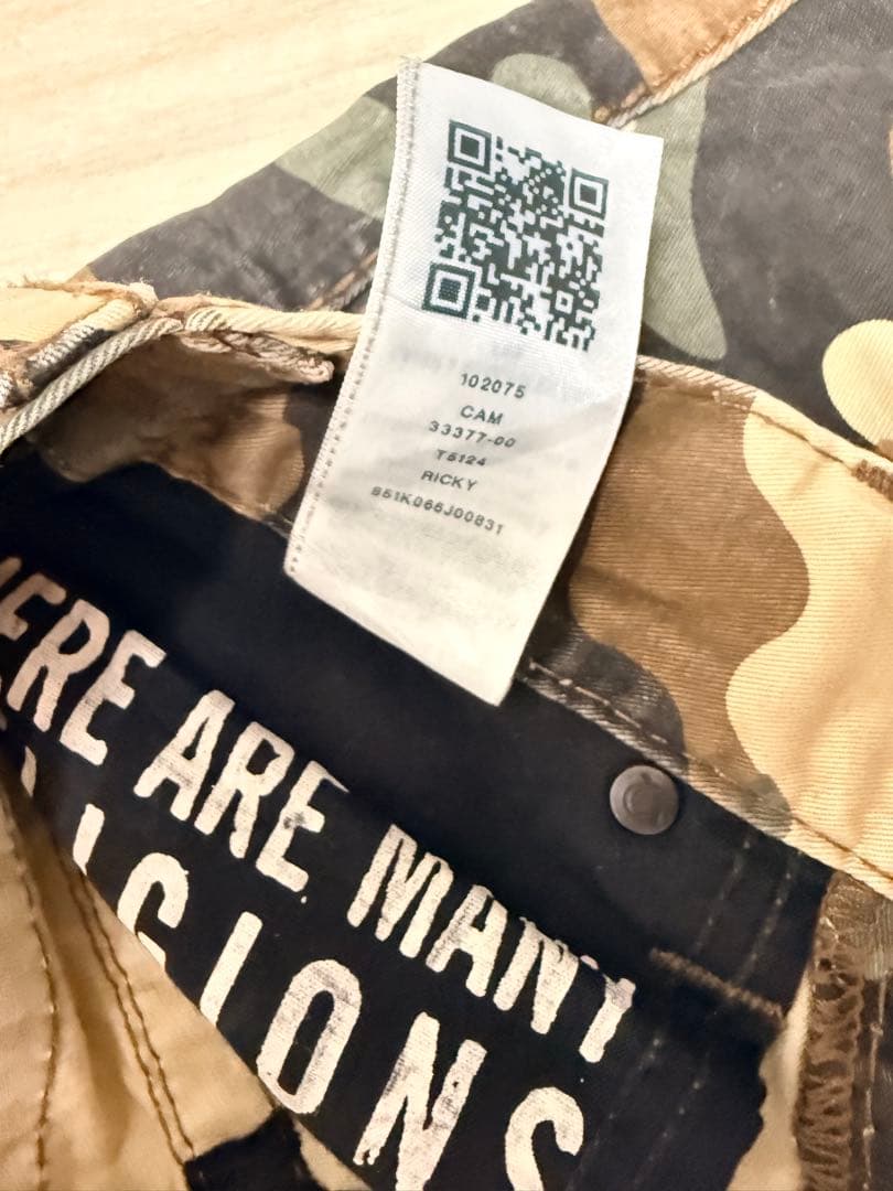 true religion カモ柄