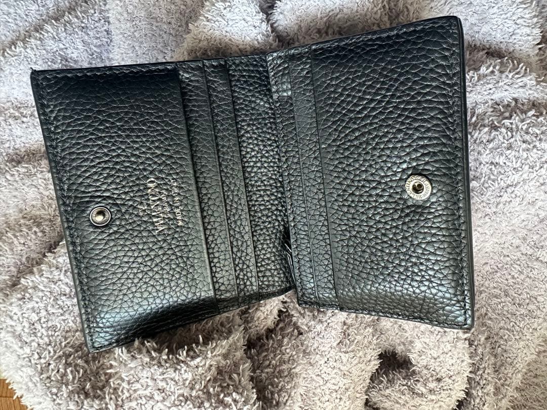 ヴァレンティノ 2つ折り財布