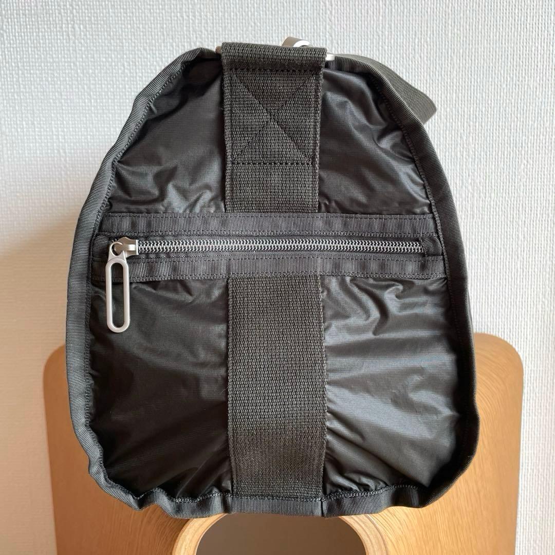 LeSportsacレスポートサック　ミディアムサイズボストンバッグ　カーキ