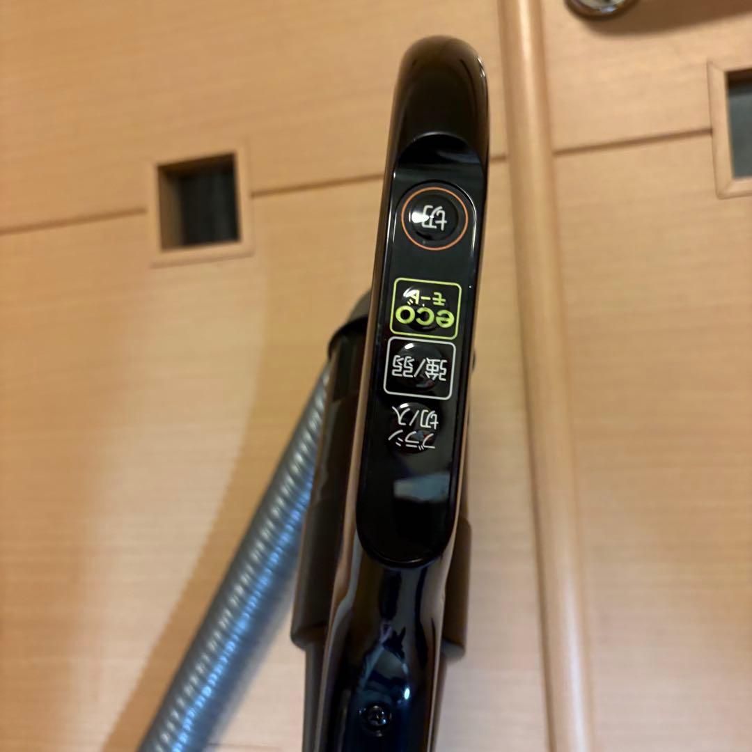 2024年・美品サイクロン式掃除機 VC-CF32(R) TOSHIBA 東芝