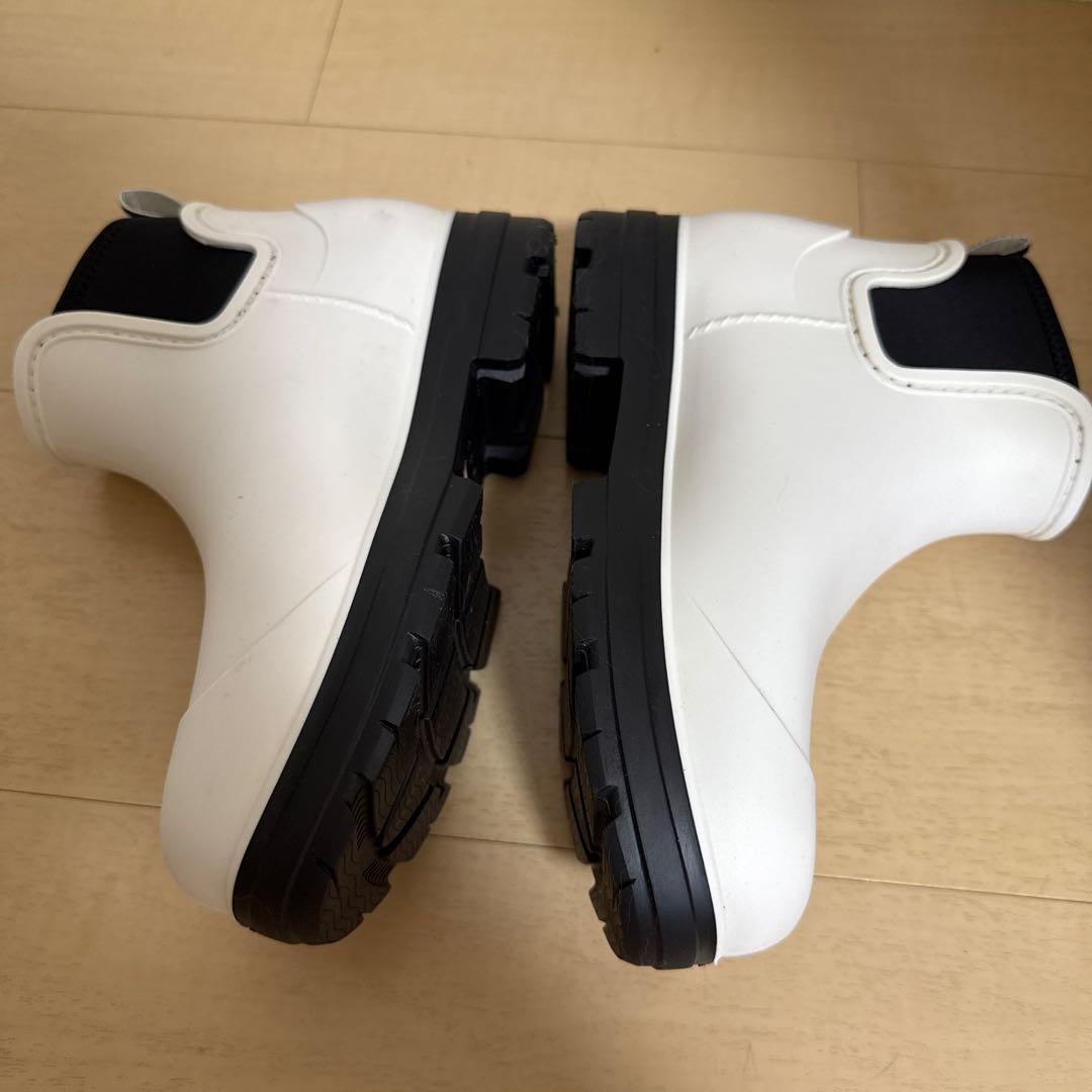 UGG サイドゴアブーツ　ドロップレット　防水レインブーツ　23.0
