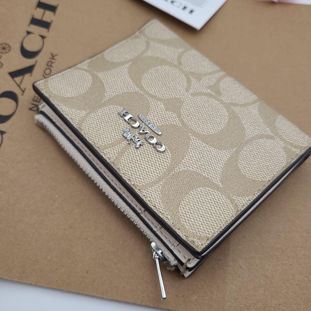新品　COACH　コーチ　折り財布　ミニ財布　正規品