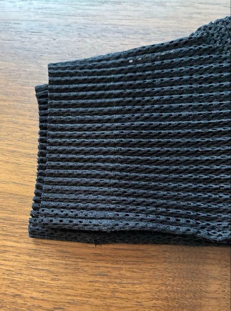 プリーツプリーズ　tatami メッシュカーディガン　黒
