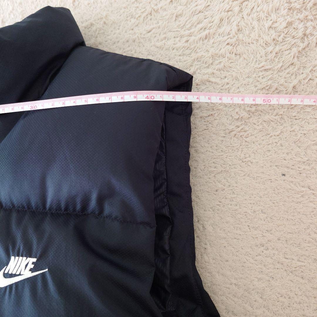 Nike ダウンベスト ブラック Sサイズ（日本Mサイズくらいの大きさ）