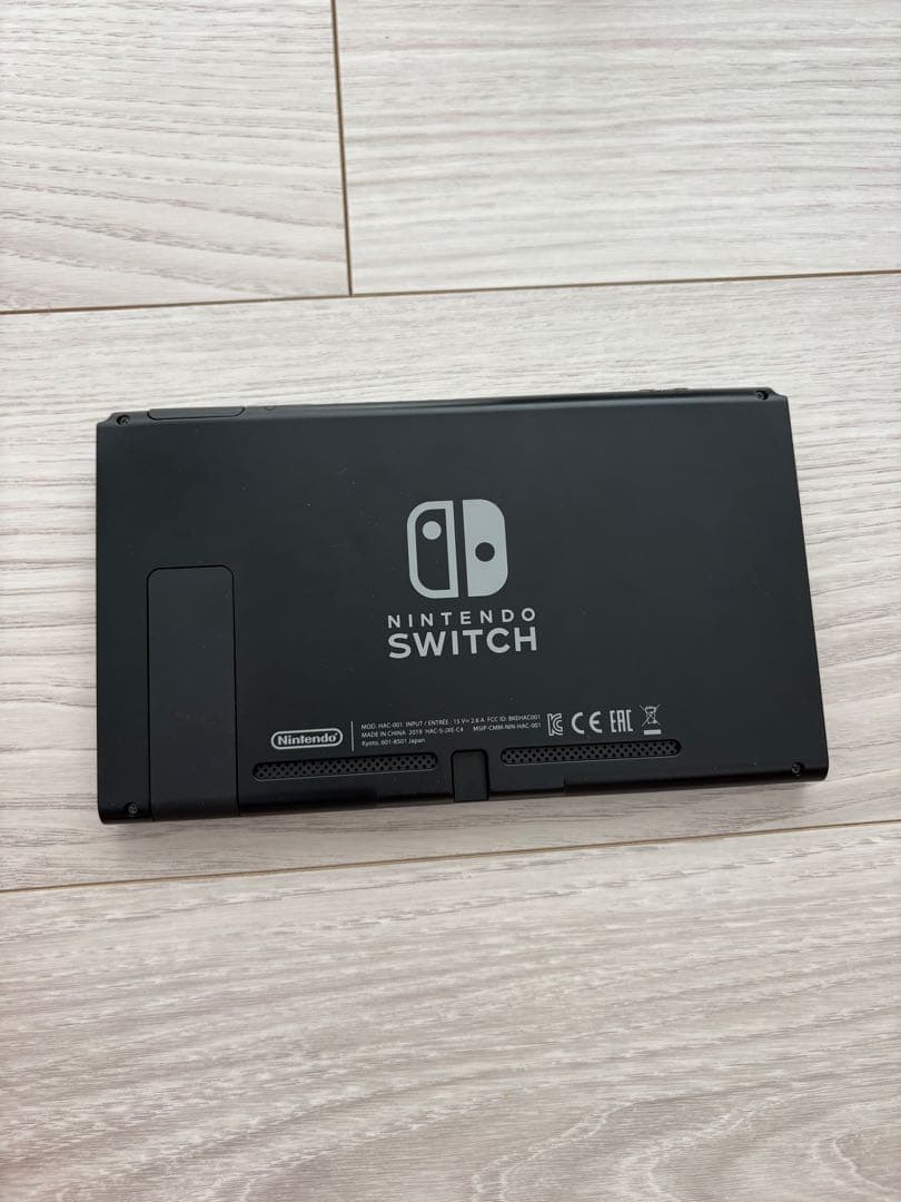 NintendoSwitch 本体 グレー(スプラトゥーン2ソフト付き)