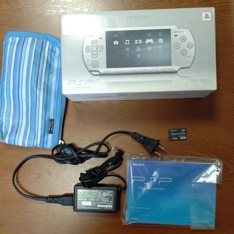 【送料込に変更】PSP 2000 本体