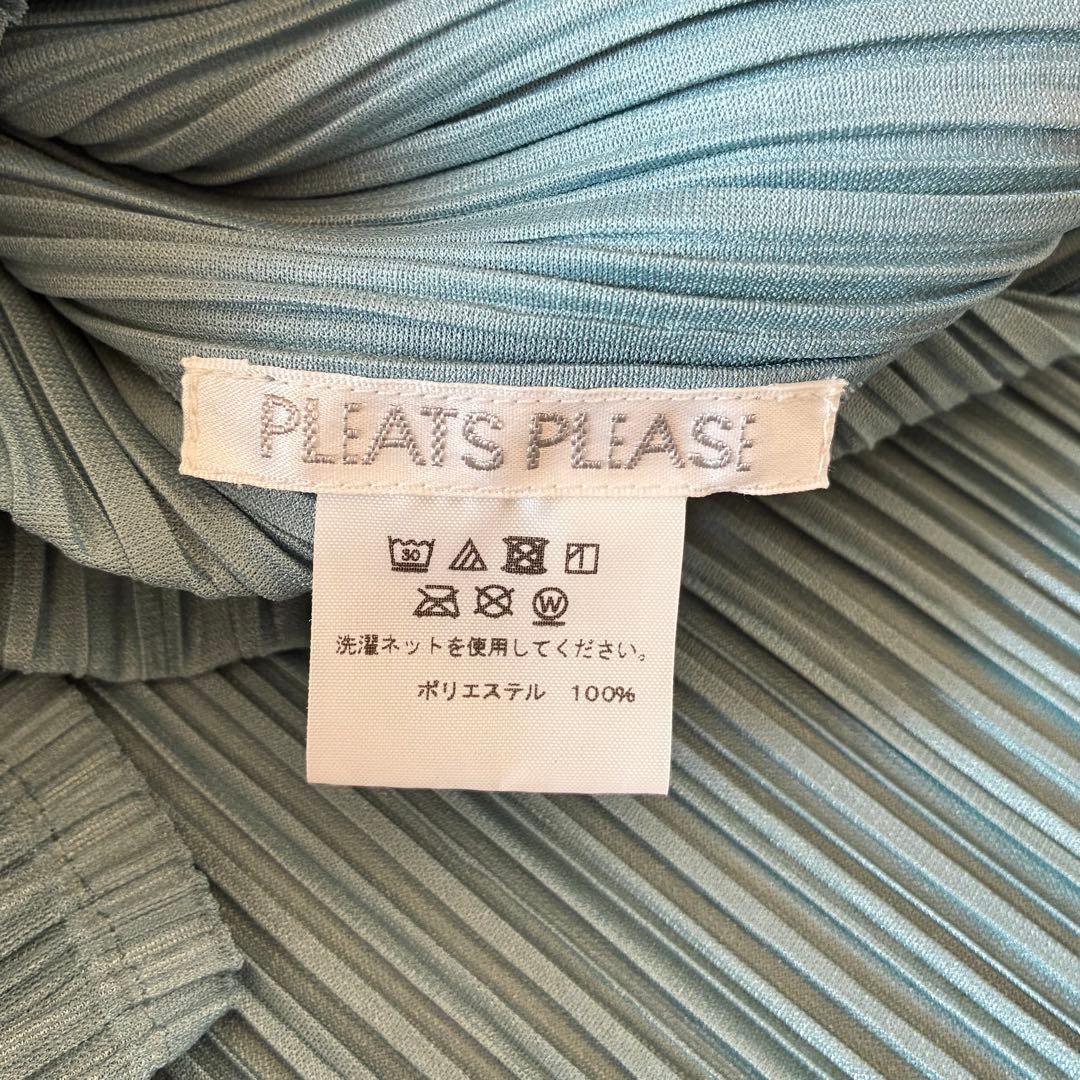 PLEATS PLEASE　膝丈ワンピース　Aライン　クルーネック　サイズ３
