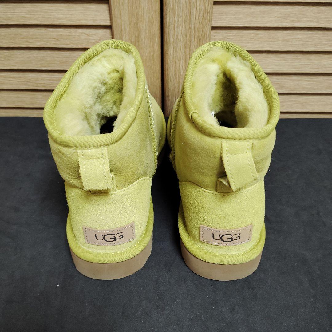 UGG　CLASSIC MIN II　size.24cm　ECLM　アグ