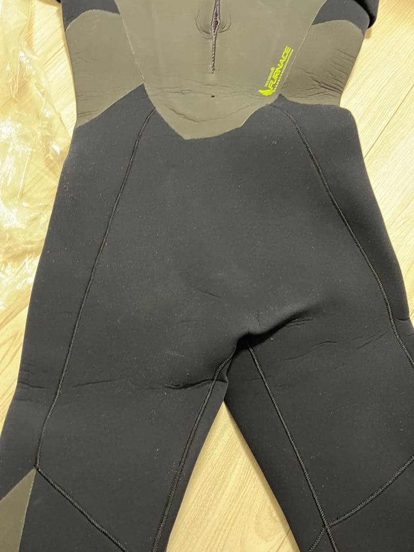 Billabong セミドライスーツ 5x3ミリ　XL
