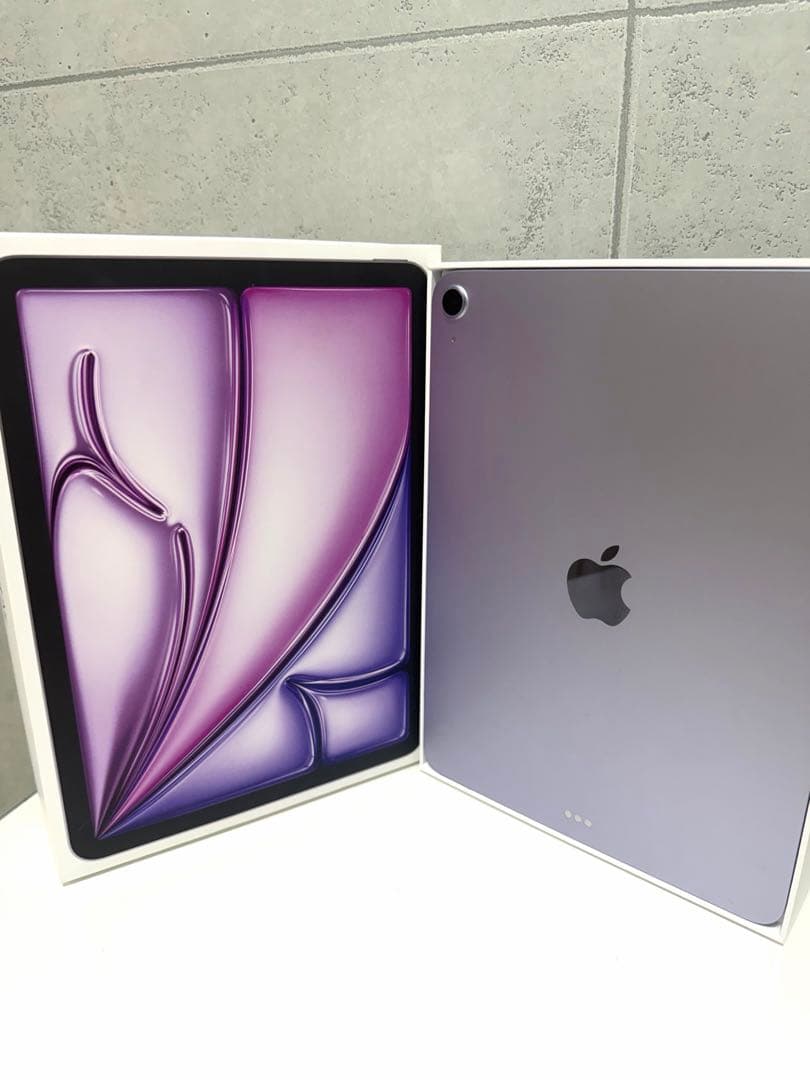 【ほぼ未使用】Apple iPad Air (M3)11パープルのみ