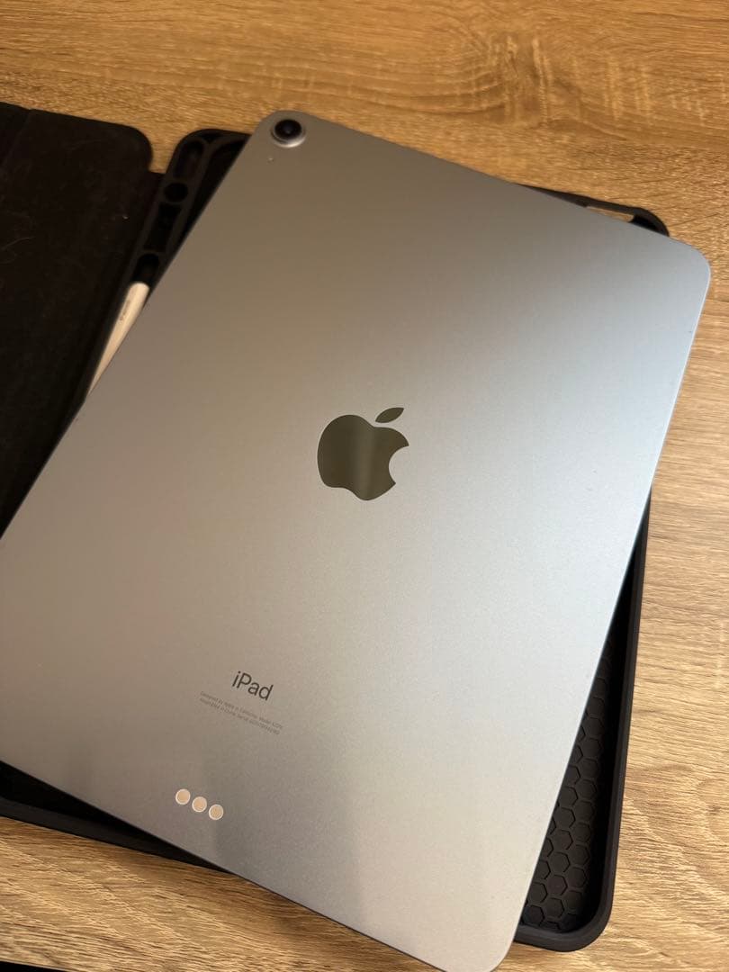 iPad Air第4世代スカイブルー64GB (カバー/Pencil付き)