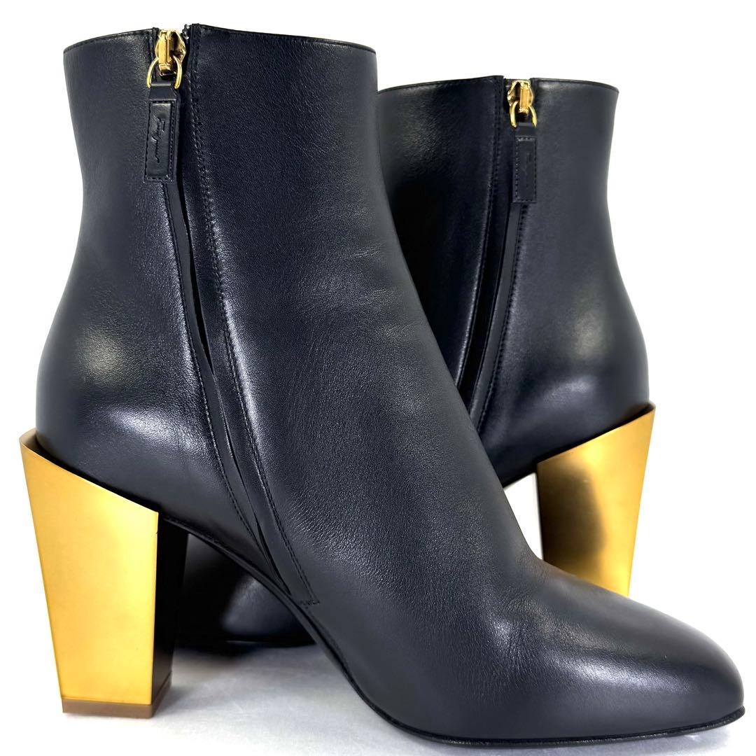 【Ferragamo】 フェラガモ （24cm） ショートブーツ ゴールド