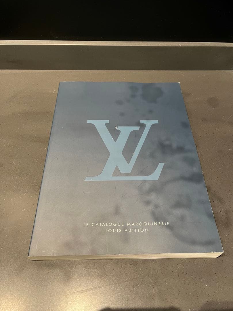 Ferrari CHANEL VUITTON アート本