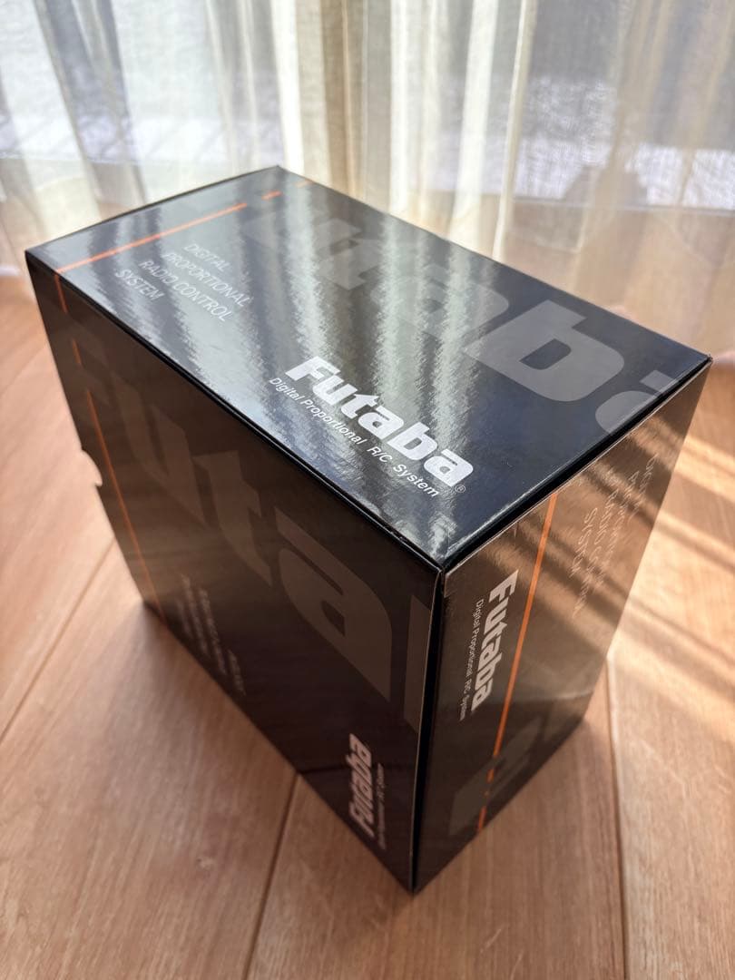 Futaba T4PM PLUS アンテナ内蔵式受信機2台付き