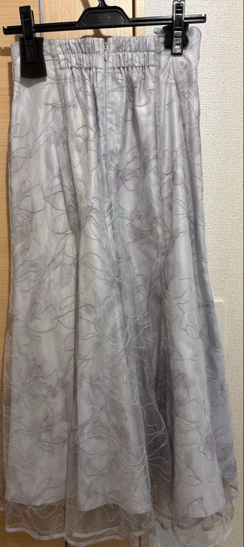 新品 JUSGLITTY ジャスグリッティー 花柄 ロングスカート フレア
