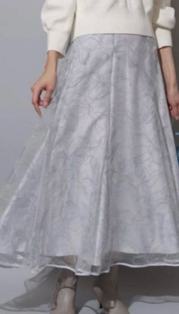 新品 JUSGLITTY ジャスグリッティー 花柄 ロングスカート フレア