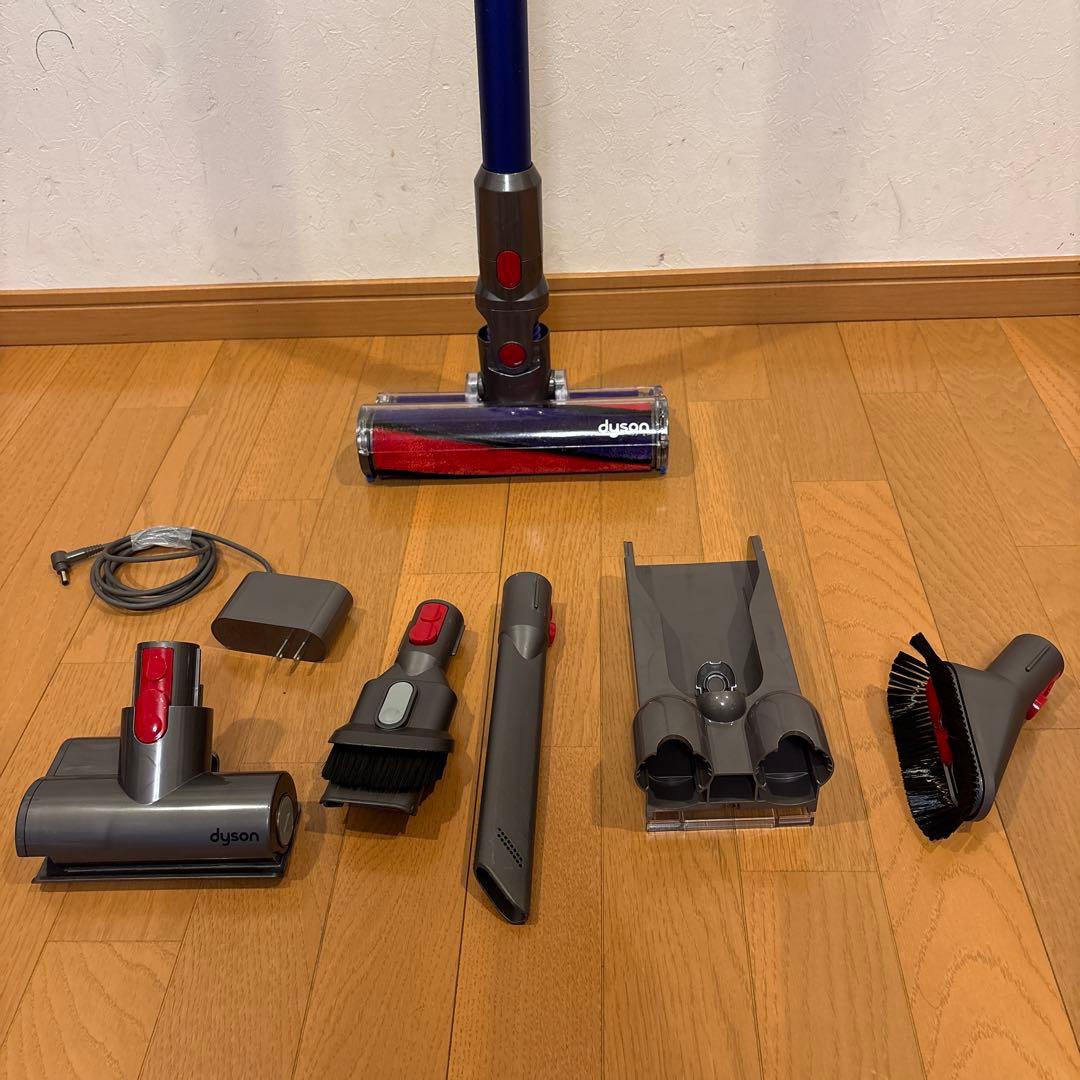 ダイソン　V10 SV12美品　分解洗浄除菌整備済み　⑥