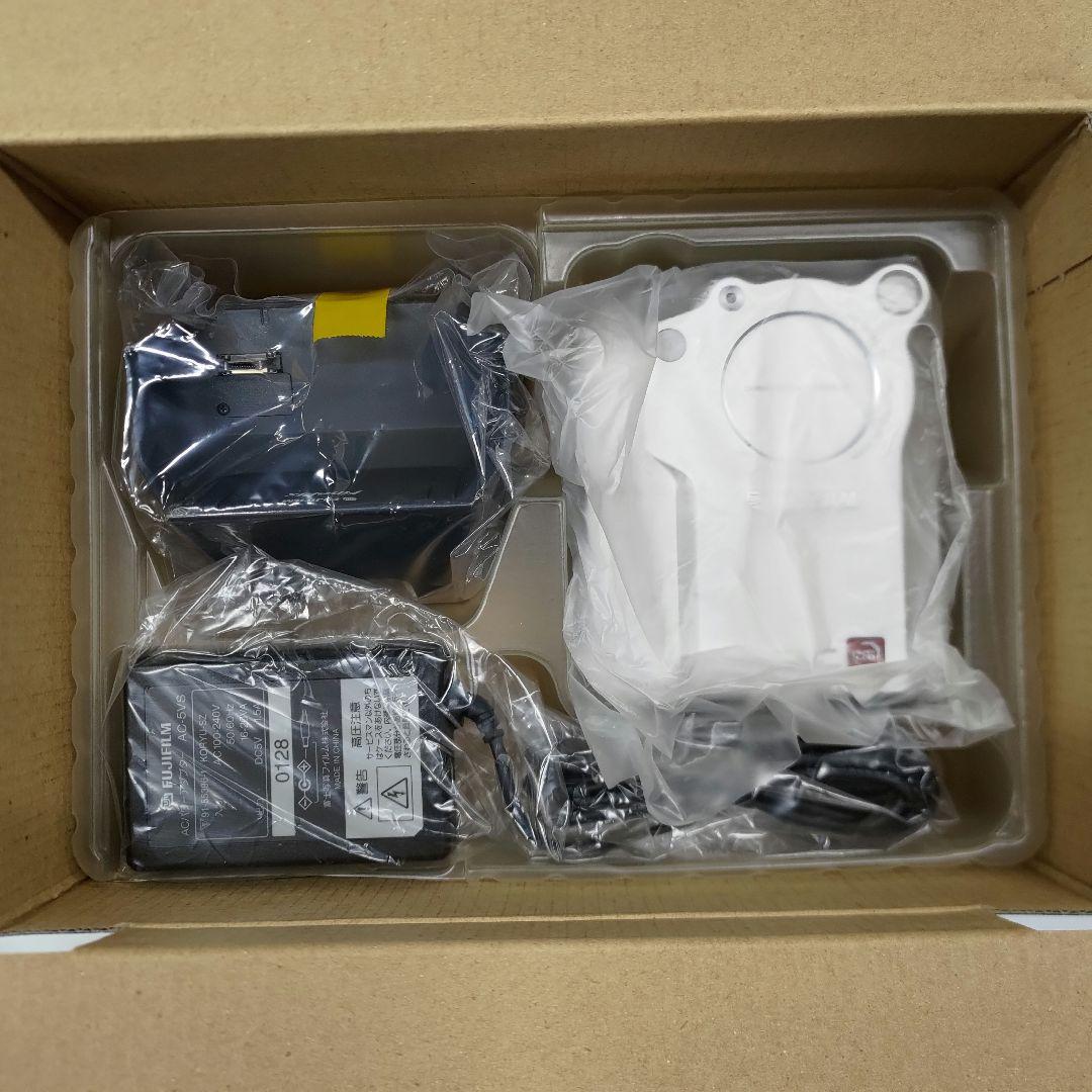 デッドストック Fujifilm FinePix 6800Z デジタルカメラ
