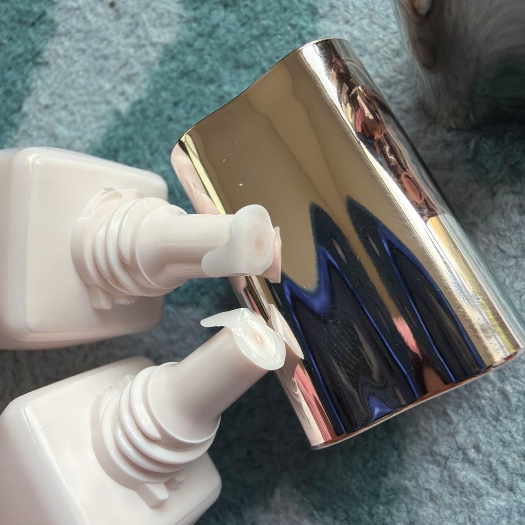 コスメデコルテ　フローレススキングロウライザー化粧下地　30g✖️2 未使用品
