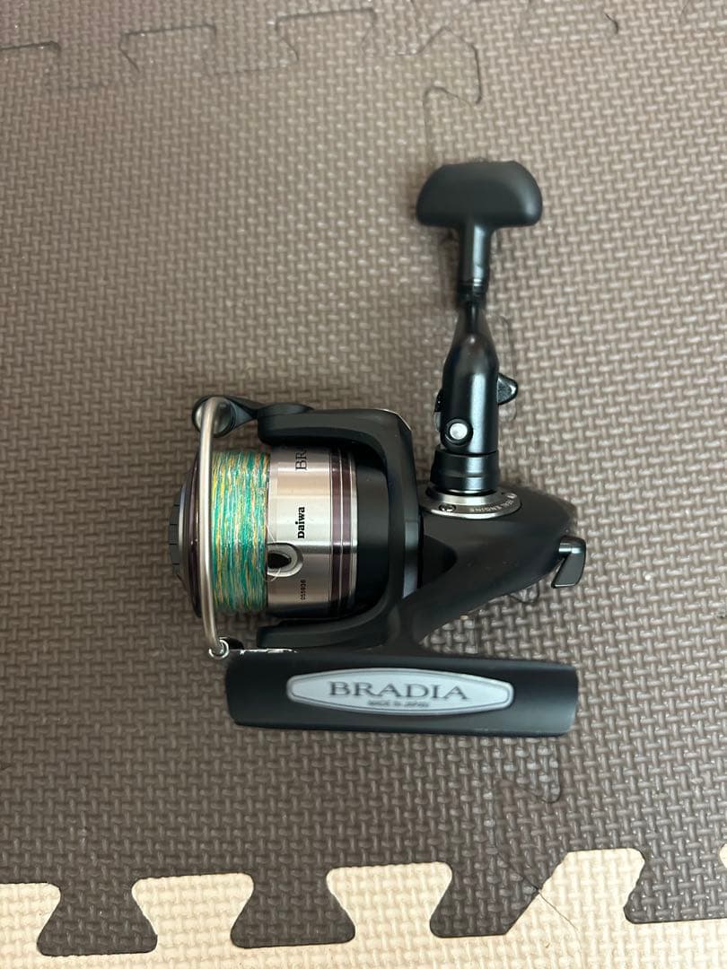 リール DAIWA BRADIA2500R