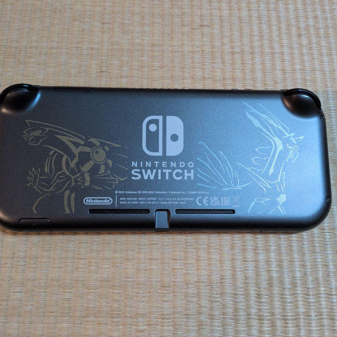 限定ニンテンドースイッチライト　ディアルガ　パルキア