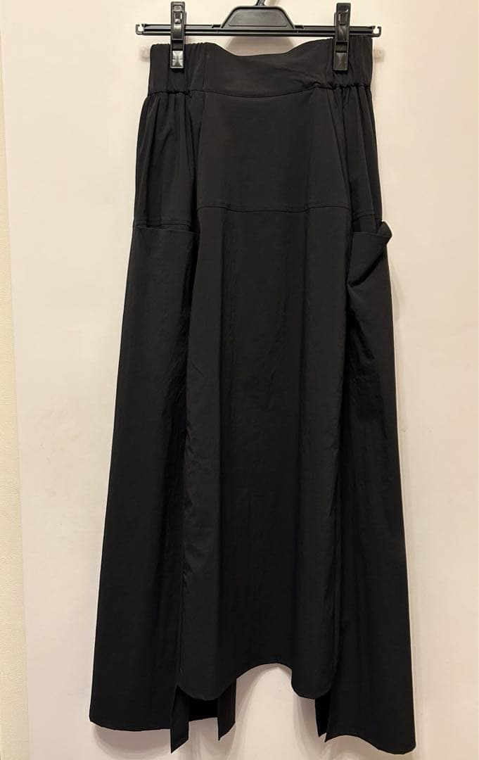 【美品・新品未使用⠀】HeRIN.CYE Connect skirt ブラック