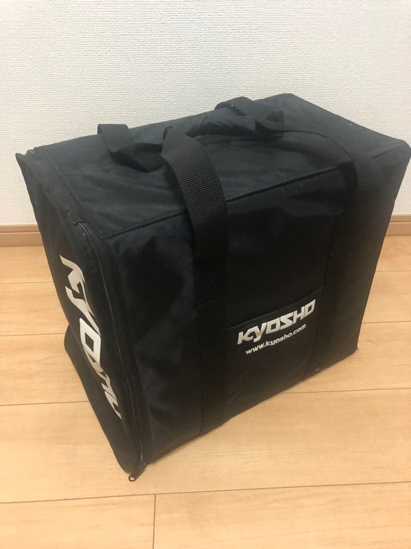 京商ミニッツ MR-03EVO ボックス、スペアパーツ、工具付き