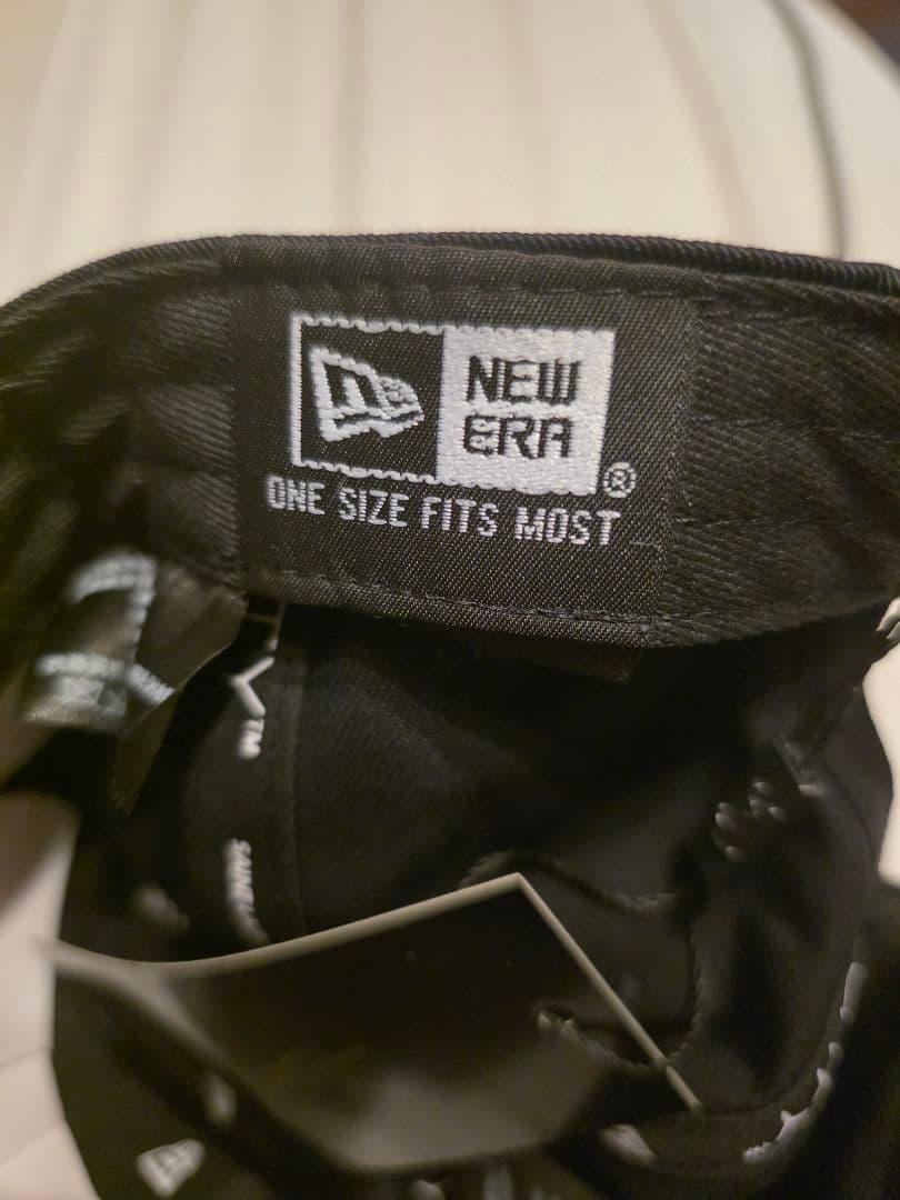 サンローラン New Era ニューエラ YSL モノグラム キャップ