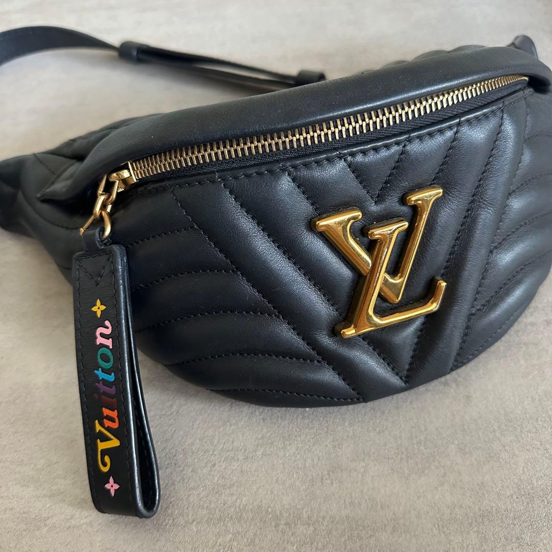 Louis Vuitton ニューウェーブ　バムバック　ボディバック