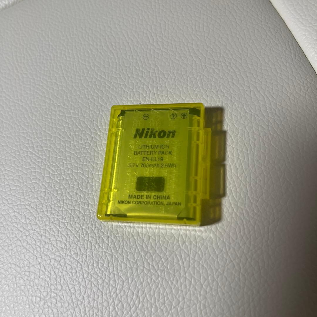 中古　Nikon COOLPIX S3700 ピンク