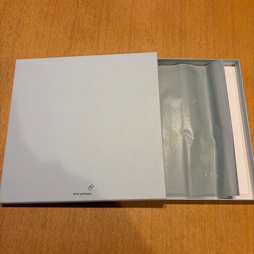 ミナペルホネン　ジェリービーンズ柄　木製トレー