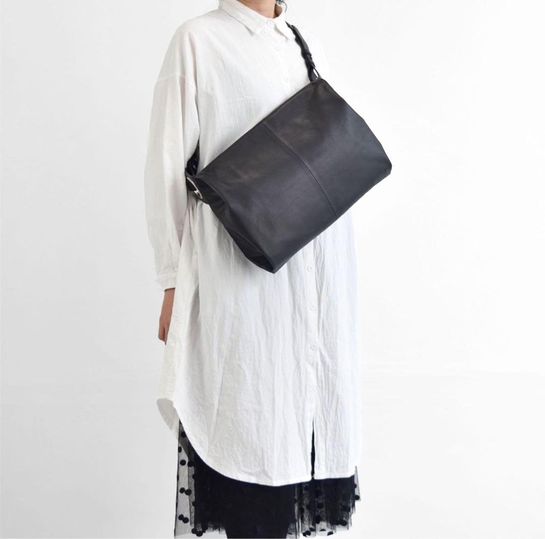 ★極美品★kawa-kawa hatomeボディバッグ Lサイズ